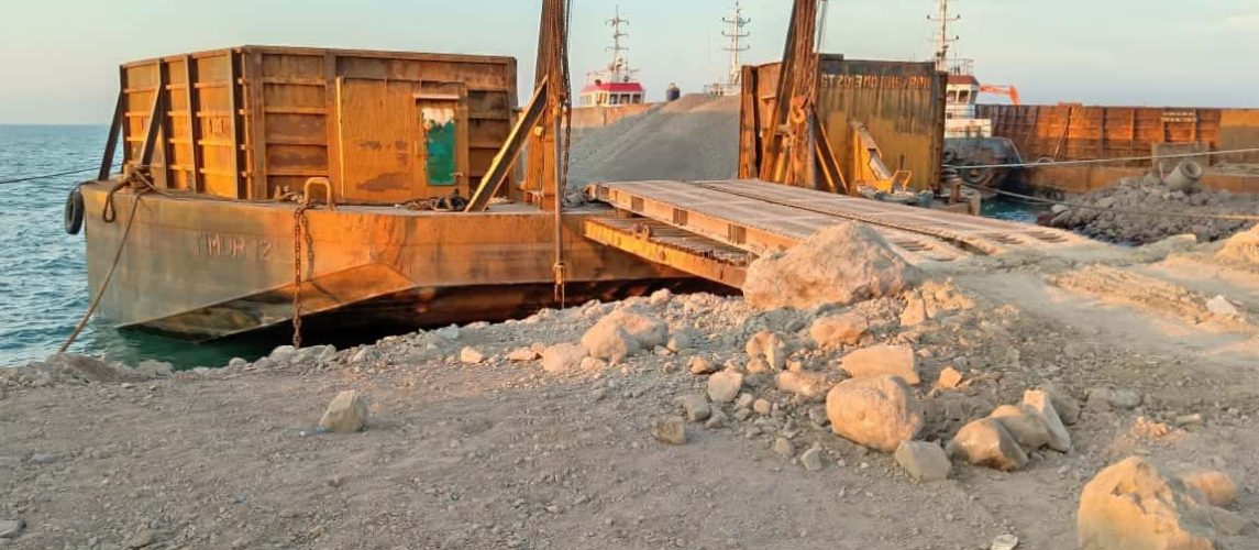 Barge_2