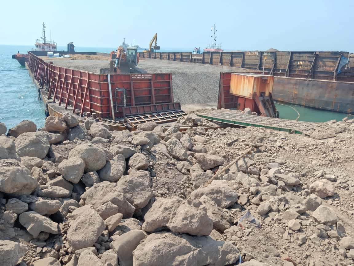 Barge_5